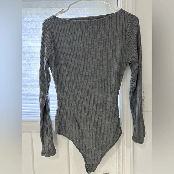 NWOT Abercrombie & Fitch Dark Gray Long-Sleeve Wide Rib Slash Bodysuit Size M - Picture 4 of 7